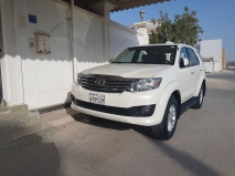 للبيع تويوتا Fortuner 2015