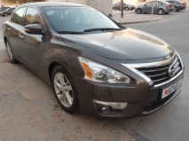 للبيع نيسان Altima 203