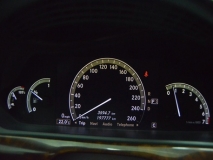 للبيع مرسيديس S class 2006