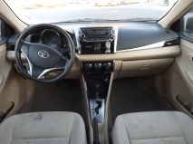 للبيع تويوتا Yaris 2015