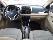 للبيع تويوتا Yaris 2015