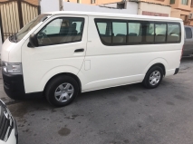 للبيع تويوتا Hiace 2010