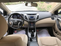 للبيع هونداي Elantra 2014