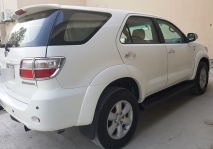 للبيع تويوتا Fortuner 2011