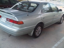 للبيع تويوتا camry 2000