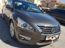 للبيع نيسان Altima 2013