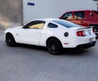 للبيع فورد Mustang  2012