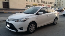 للبيع تويوتا Yaris 2014