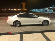 للبيع بي ام دبليو 740 2011