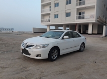 للبيع تويوتا camry 2010