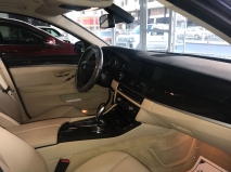 للبيع بي ام دبليو 520 2012