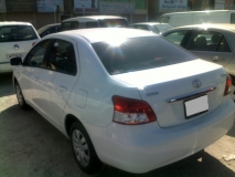 للبيع تويوتا Yaris 2012