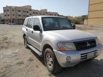 للبيع متسوبيشي Pajero 2004