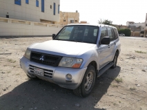 للبيع متسوبيشي Pajero 2004