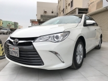 للبيع تويوتا camry 2016