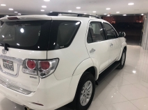 للبيع تويوتا Fortuner 2013