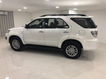 للبيع تويوتا Fortuner 2013