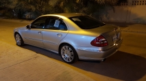 للبيع مرسيديس E class 2006