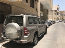 للبيع متسوبيشي Pajero 2002