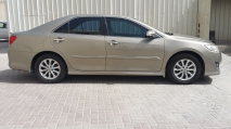 للبيع تويوتا camry 2013