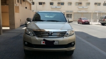 للبيع تويوتا Fortuner 2014