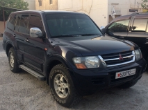 للبيع متسوبيشي Pajero 2002