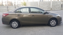 للبيع تويوتا Yaris 2015