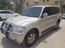 للبيع متسوبيشي Pajero 2006