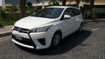 للبيع تويوتا Yaris 2015