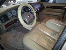 للبيع فورد Grand Marquis 2003