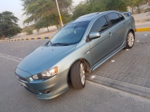 للبيع متسوبيشي Lancer 2008