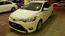 للبيع تويوتا Yaris 2015