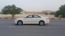 للبيع تويوتا camry 2010