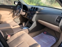 للبيع نيسان Altima 2012