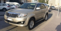 للبيع تويوتا Fortuner 2014