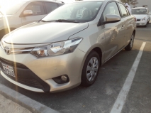 للبيع تويوتا Yaris 2015