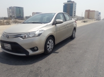 للبيع تويوتا Yaris 2015