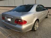 للبيع مرسيديس CLK 2001