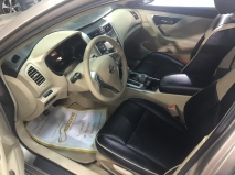 للبيع نيسان Altima 2013