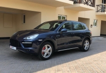 للبيع بورش Cayenne turbo 2011