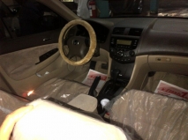 للبيع هوندا Accord 2004