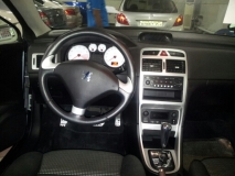 للبيع بيجوت  2006