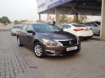 للبيع نيسان Altima 2013