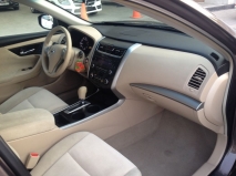 للبيع نيسان Altima 2013