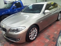 للبيع بي ام دبليو 528 2012