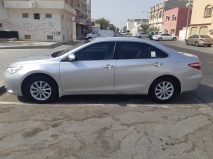 للبيع تويوتا camry 2016