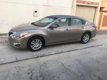 للبيع نيسان Altima 2014