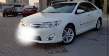 للبيع تويوتا camry 2015