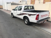 للبيع تويوتا Hilux 2013