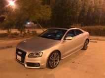 للبيع أودي A5 2010